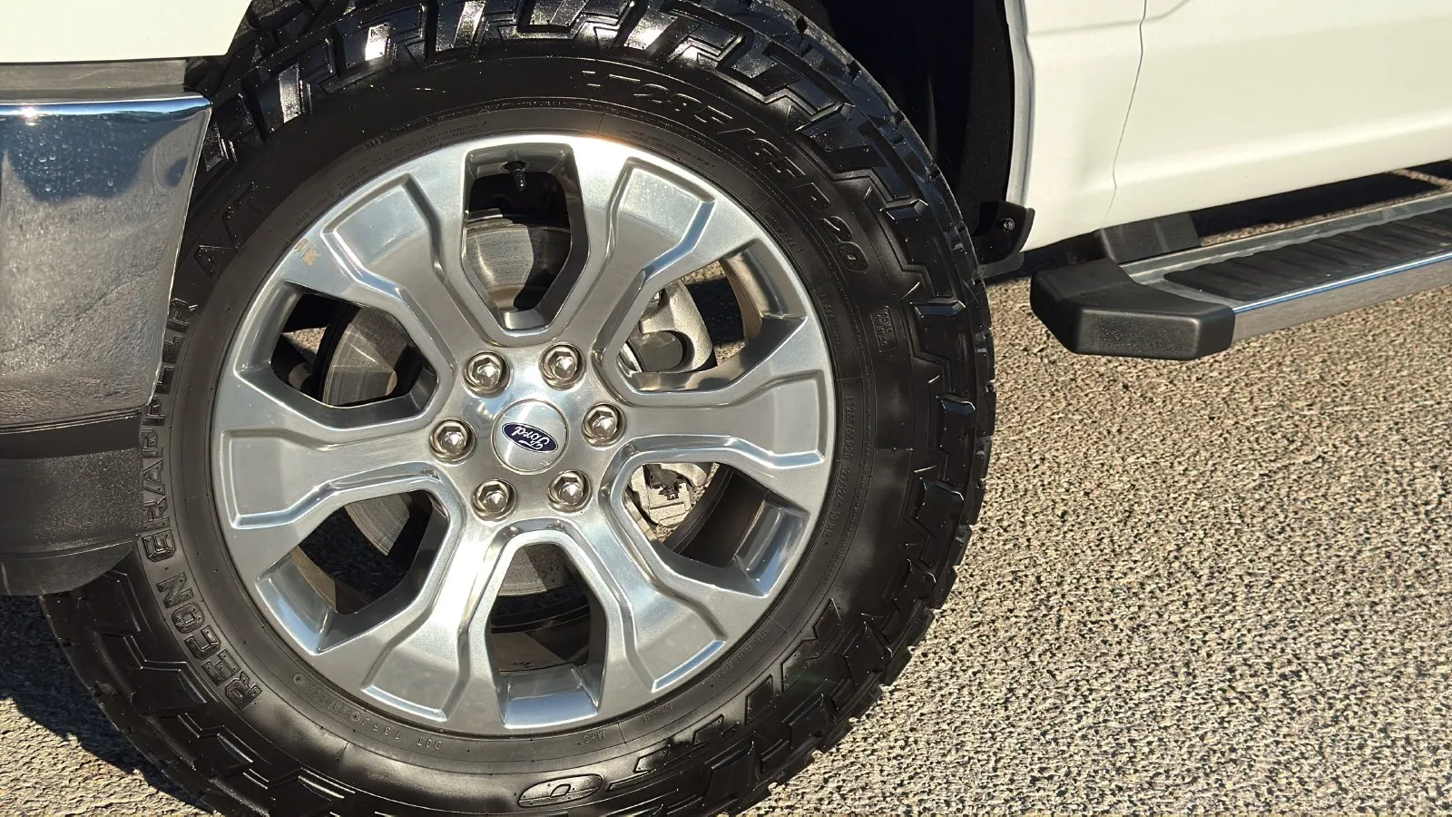 Ford F-150 photo 29