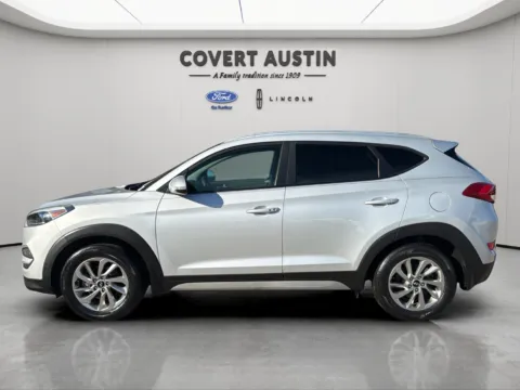 Photos of 2018 Hyundai Tucson SEL Plus for sale in Austin, TX at Covert Ford Lincoln