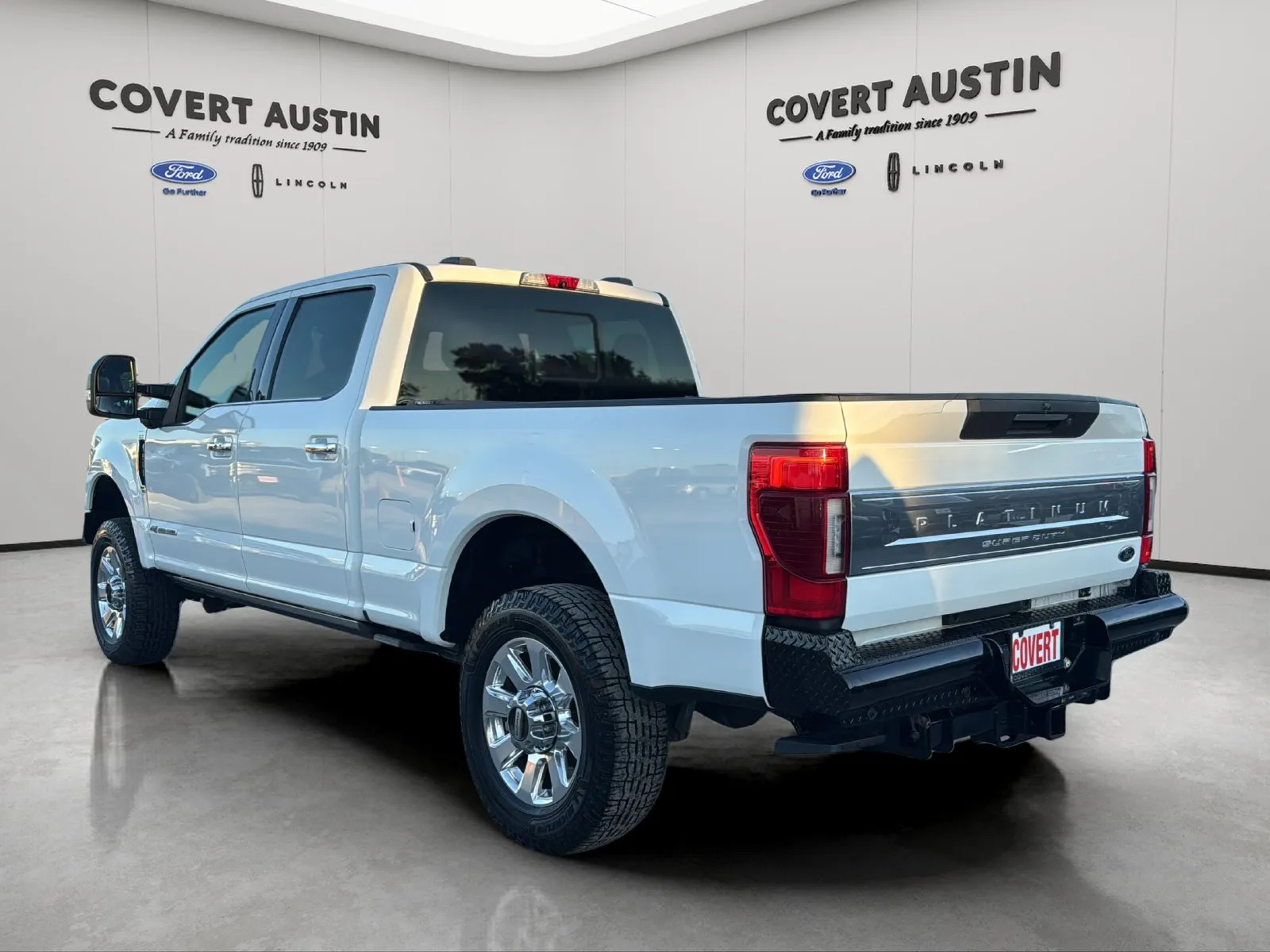 Ford F-250SD photo 3