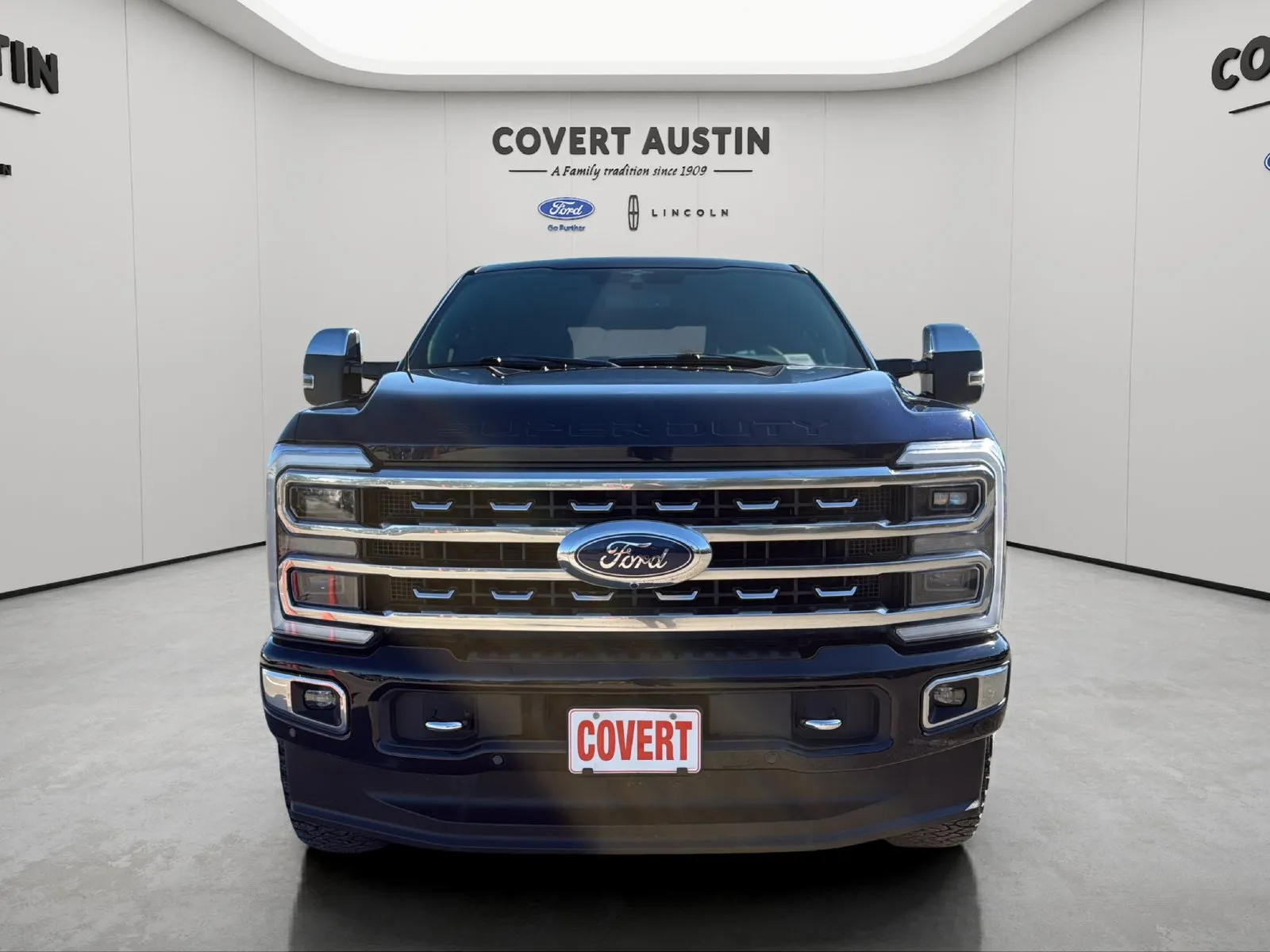 Ford F-250SD photo 8