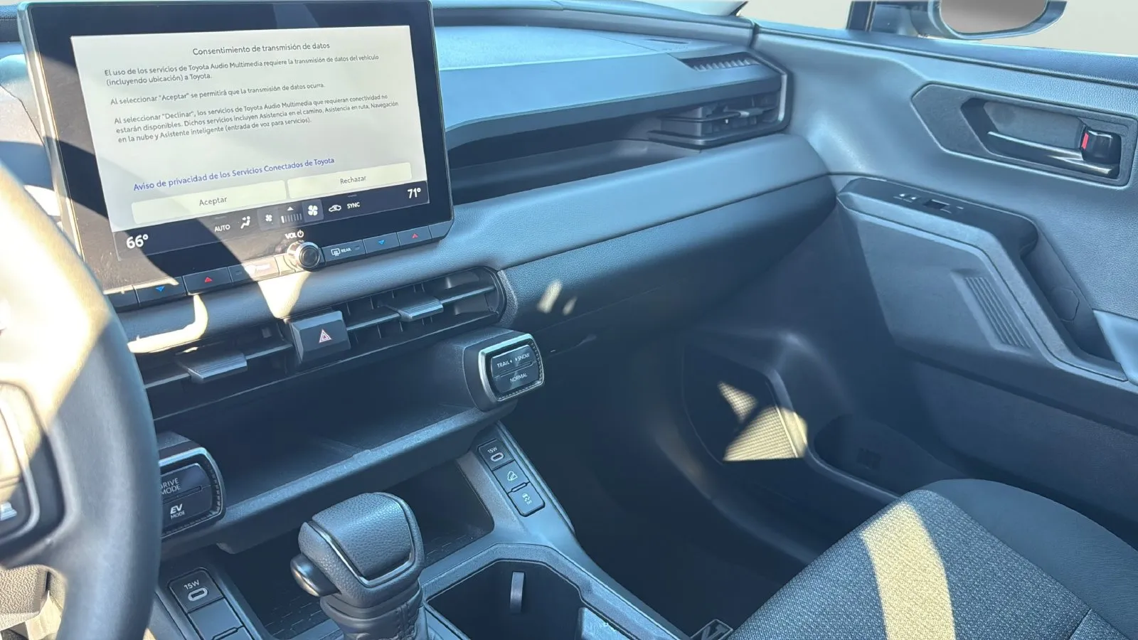 Toyota RAV4 photo 19