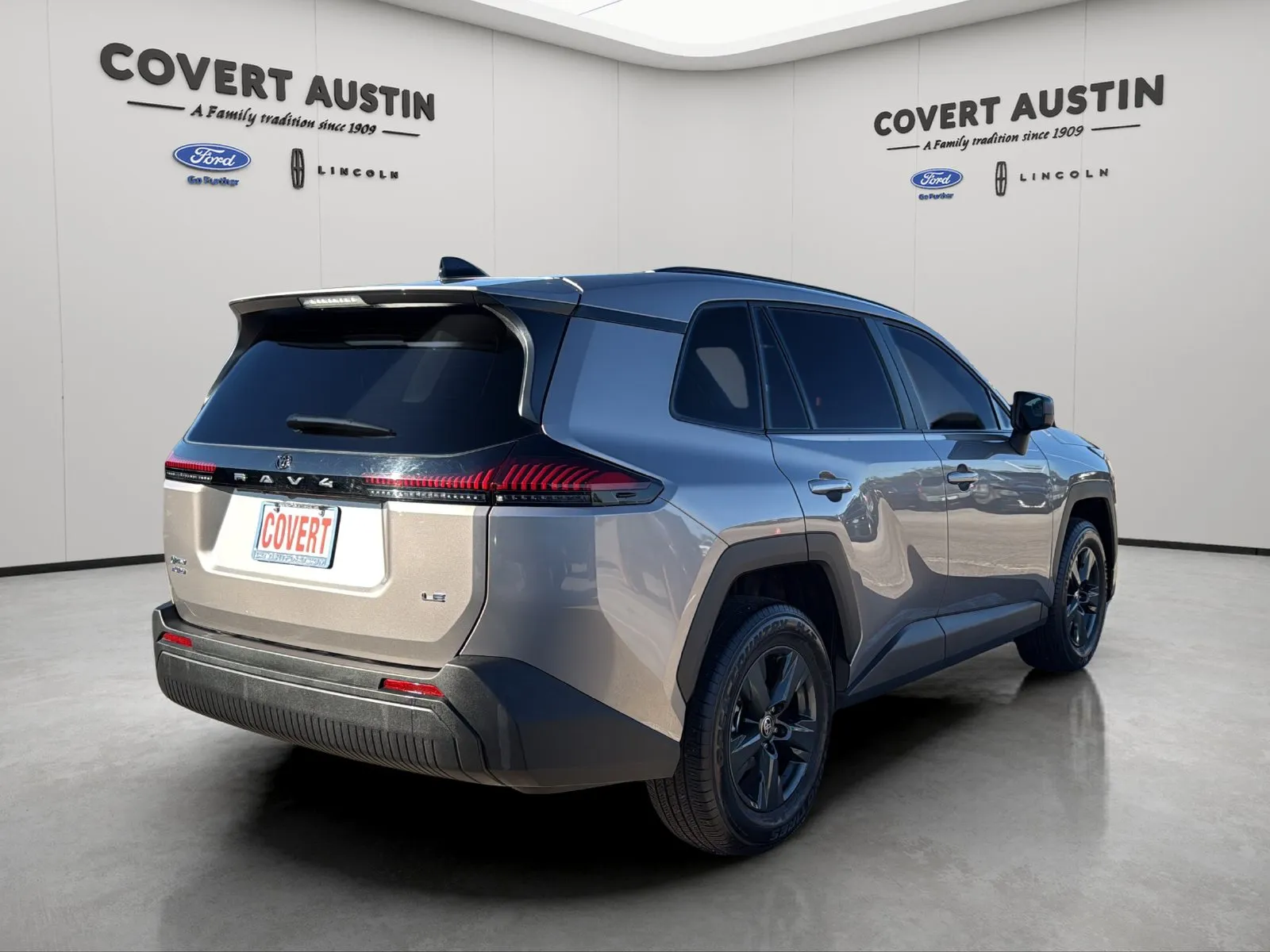 Toyota RAV4 photo 5