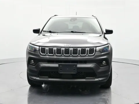 Photos of 2024 Jeep Compass Latitude for sale in Palatka, FL at Beck Chevrolet GMC