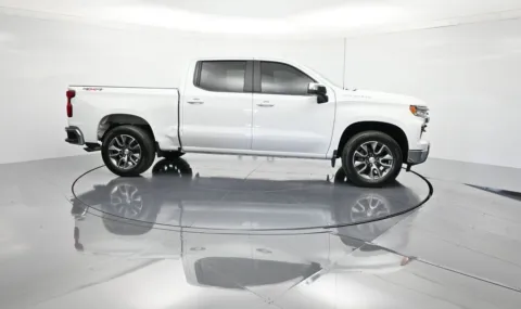 More photos of 2023 Chevrolet Silverado 1500 LT at Beck Chevrolet GMC, FL