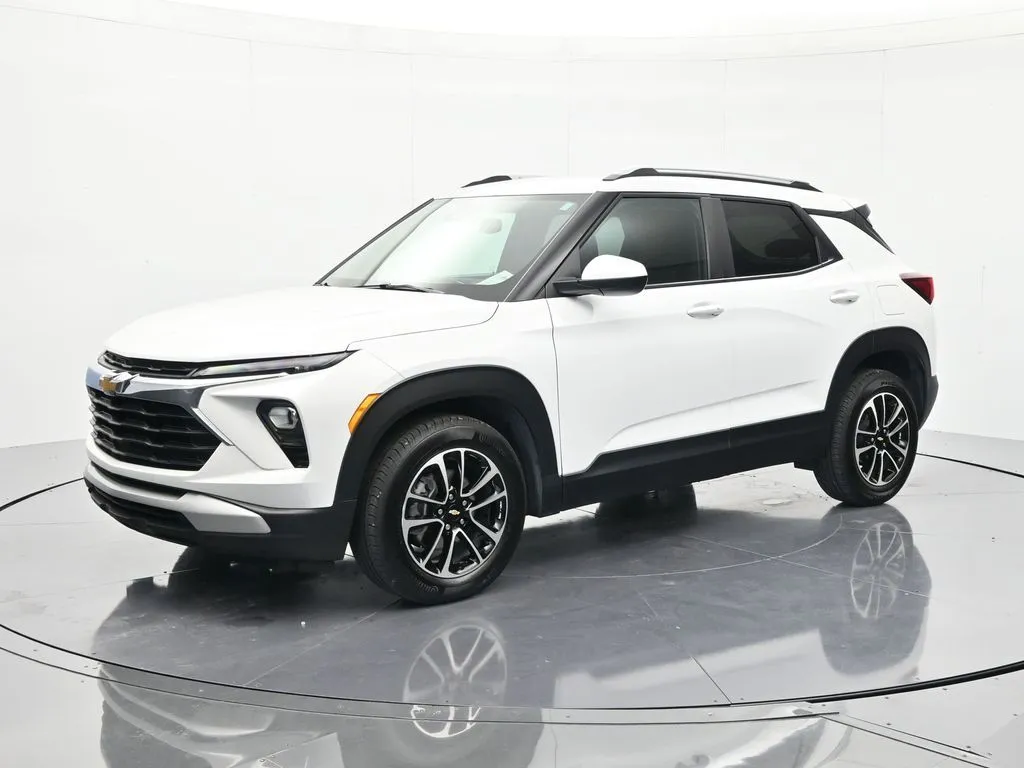 White 2025 Chevrolet TrailBlazer LT for sale in Palatka, FL