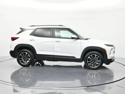 More photos of 2025 Chevrolet TrailBlazer LT at Beck Chevrolet GMC, FL