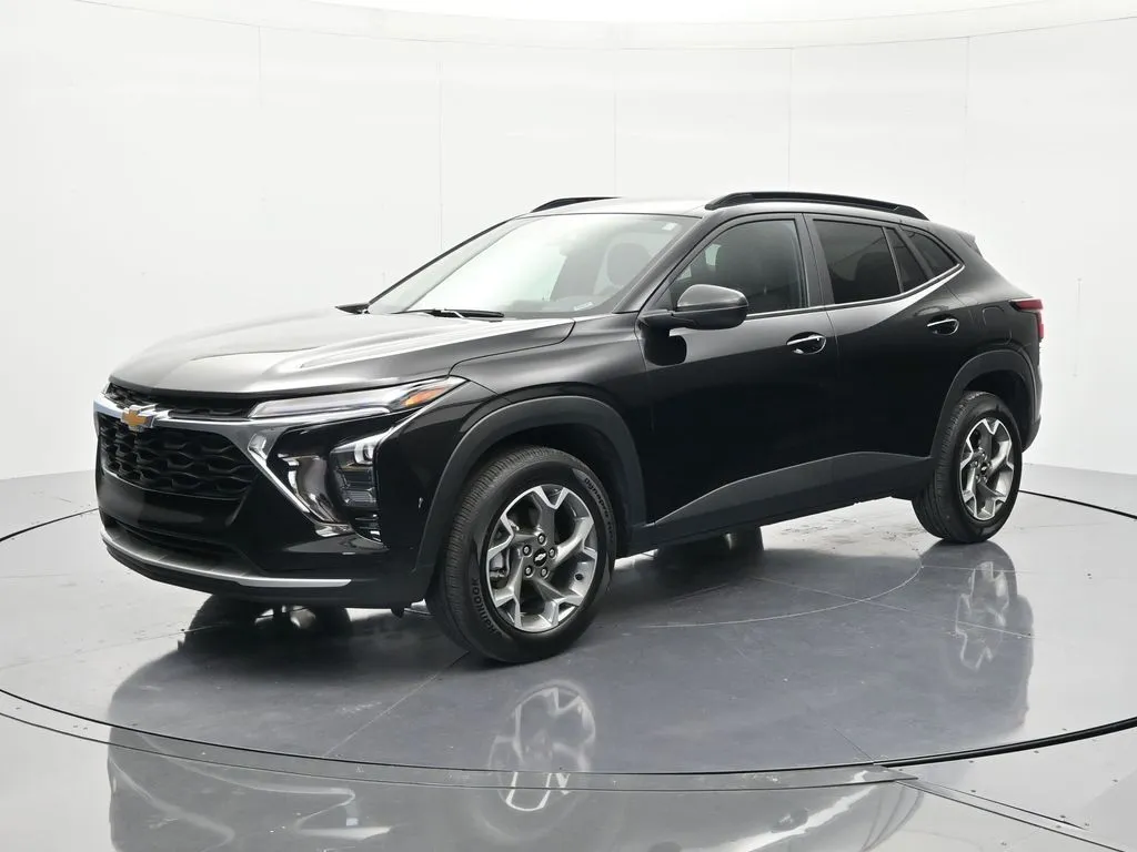 Black 2025 Chevrolet Trax LT for sale in Palatka, FL