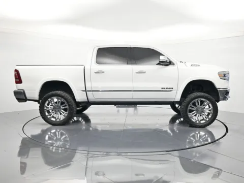 More photos of 2020 Ram 1500 Limited at Beck Chevrolet GMC, FL