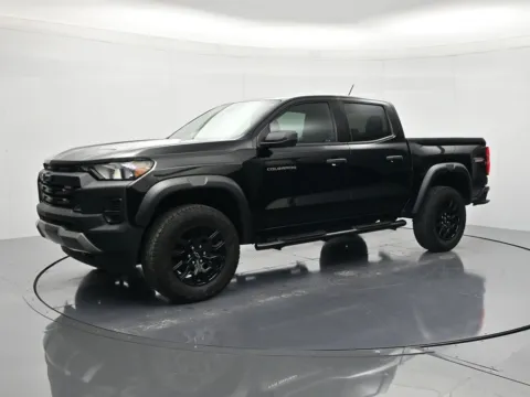 Black 2024 Chevrolet Colorado Trail Boss for sale in Palatka, FL
