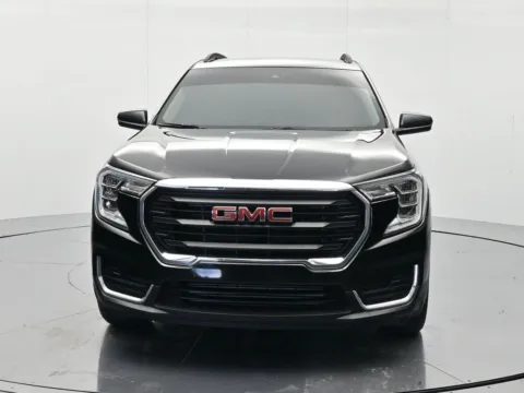 Photos of 2024 GMC Terrain SLE for sale in Palatka, FL at Beck Chevrolet GMC