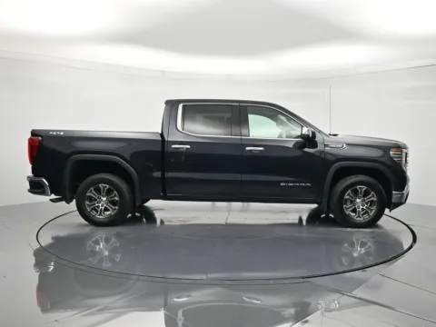 More photos of 2025 GMC Sierra 1500 SLT at Beck Chevrolet GMC, FL
