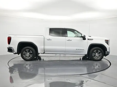 More photos of 2024 GMC Sierra 1500 SLT at Beck Chevrolet GMC, FL