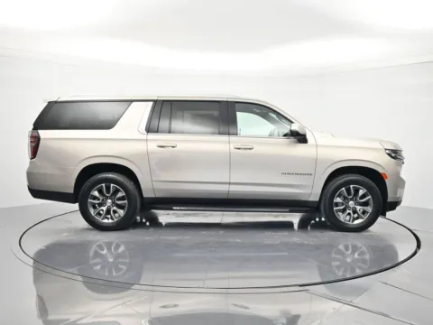 More photos of 2024 Chevrolet Suburban LT at Beck Chevrolet GMC, FL