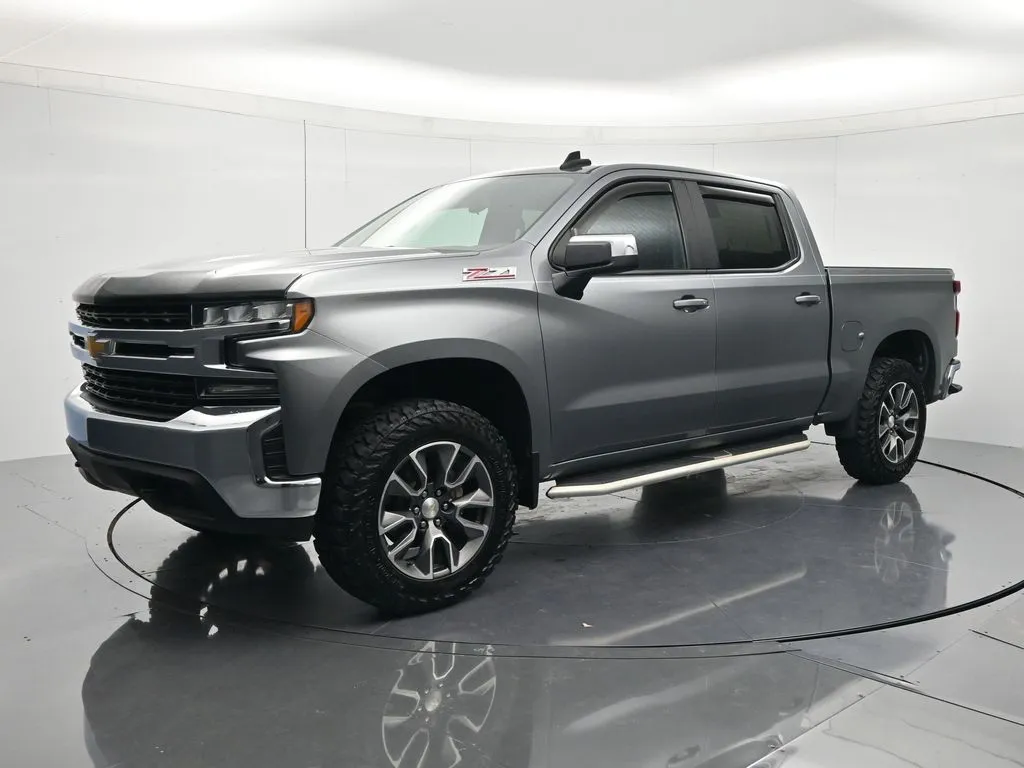 Gray 2019 Chevrolet Silverado 1500 LT for sale in Palatka, FL