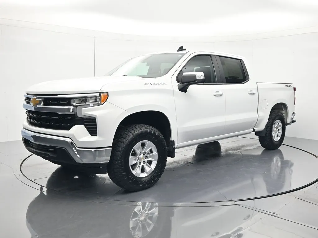 White 2025 Chevrolet Silverado 1500 LT for sale in Palatka, FL