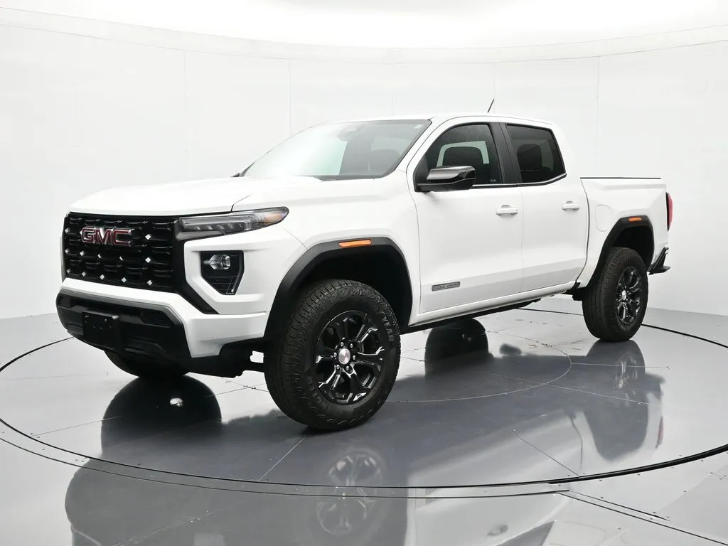 White 2024 GMC Canyon Elevation for sale in Palatka, FL
