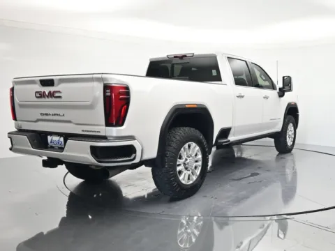 More photos of 2025 GMC Sierra 2500 HD Denali at Beck Chevrolet GMC, FL
