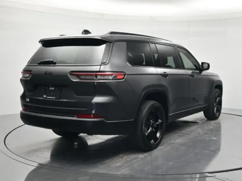 More photos of 2022 Jeep Grand Cherokee L Altitude at Beck Chevrolet GMC, FL