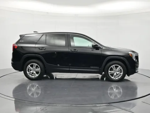 More photos of 2024 GMC Terrain SLE at Beck Chevrolet GMC, FL