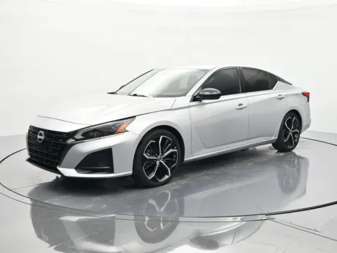 Silver 2024 Nissan Altima 2.5 SR for sale in Palatka, FL