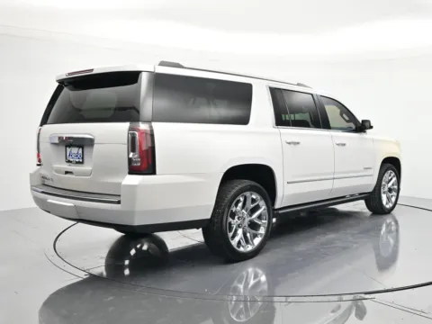 More photos of 2019 GMC Yukon XL Denali at Beck Ford Lincoln, FL