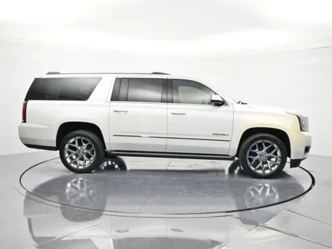 More photos of 2019 GMC Yukon XL Denali at Beck Ford Lincoln, FL