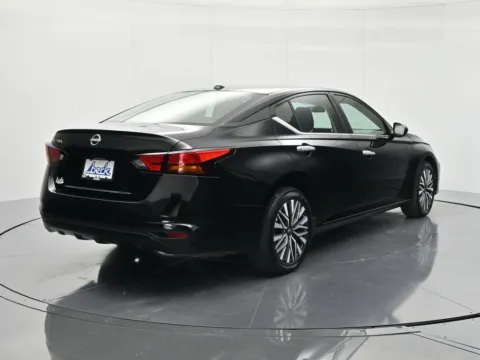 More photos of 2025 Nissan Altima 2.5 SV at Beck Ford Lincoln, FL
