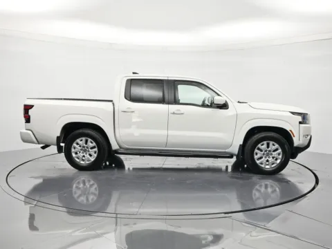More photos of 2022 Nissan Frontier SV at Beck Ford Lincoln, FL