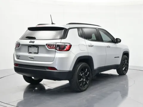 More photos of 2025 Jeep Compass Latitude at Beck Ford Lincoln, FL
