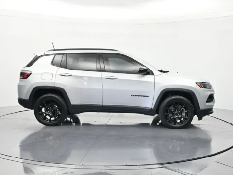 More photos of 2025 Jeep Compass Latitude at Beck Ford Lincoln, FL