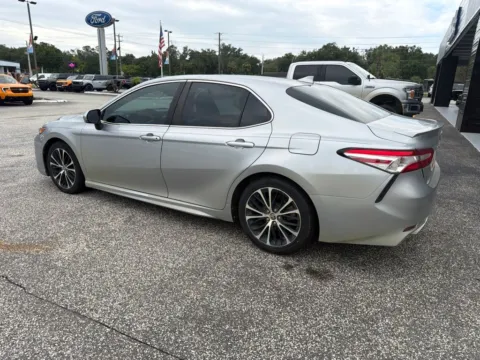 Silver 2020 Toyota Camry SE for sale in Palatka, FL