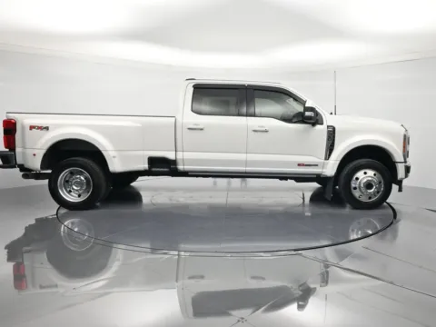 More photos of 2023 Ford F-450SD Lariat at Beck Ford Lincoln, FL