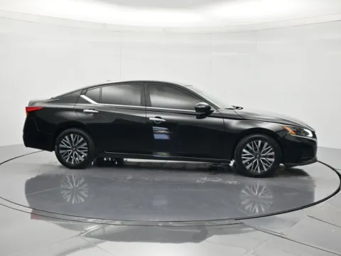 More photos of 2023 Nissan Altima 2.5 SV at Beck Ford Lincoln, FL