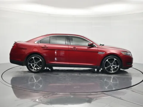 More photos of 2015 Ford Taurus SEL at Beck Ford Lincoln, FL