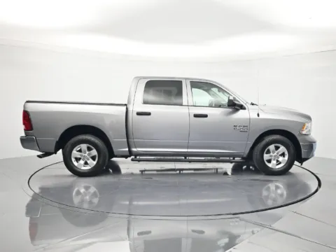 More photos of 2022 Ram 1500 Classic SLT at Beck Ford Lincoln, FL