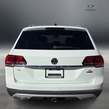 More photos of 2018 Volkswagen Atlas SEL Premium 4Motion Sport Utility 4D at Winter Park Auto Exchange, FL