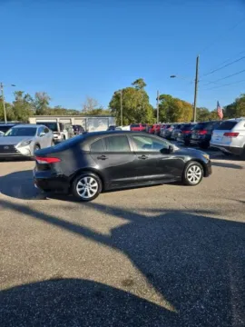 Another view of 2020 Toyota Corolla LE Sedan 4D for sale in Orlando, FL at Winter Park Auto Exchange