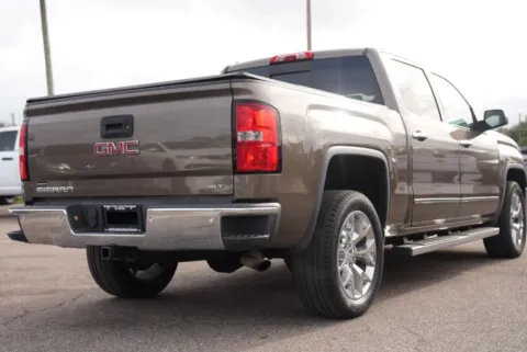 More photos of 2014 GMC Sierra 1500 Crew Cab SLT Pickup 4D 5 3/4 ft at Winter Park Auto Exchange, FL