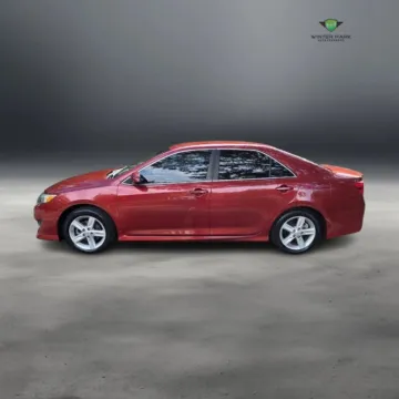 Photos of 2014 Toyota Camry L Sedan 4D for sale in Orlando, FL at Winter Park Auto Exchange