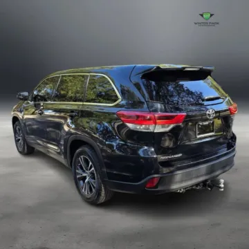 Another view of 2019 Toyota Highlander LE Sport Utility 4D for sale in Orlando, FL at Winter Park Auto Exchange