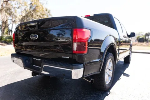 More photos of 2018 Ford F-150 SuperCrew Cab Lariat Pickup 4D 5 1/2 ft at Winter Park Auto Exchange, FL