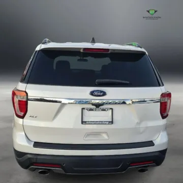 More photos of 2018 Ford Explorer XLT Sport Utility 4D at Winter Park Auto Exchange, FL