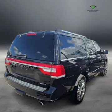 More photos of 2016 Lincoln Navigator L Select Sport Utility 4D at Winter Park Auto Exchange, FL