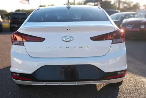More photos of 2020 Hyundai Elantra SEL Sedan 4D at Winter Park Auto Exchange, FL