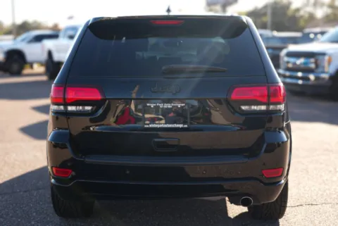 More photos of 2019 Jeep Grand Cherokee Altitude Sport Utility 4D at Winter Park Auto Exchange, FL