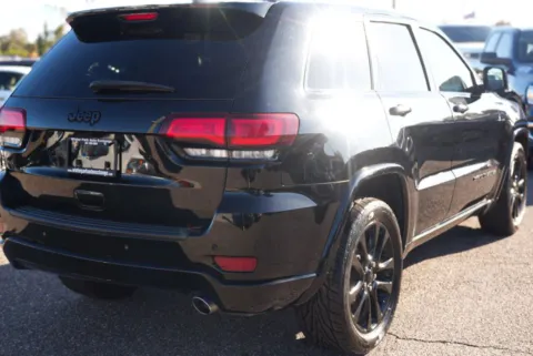 More photos of 2019 Jeep Grand Cherokee Altitude Sport Utility 4D at Winter Park Auto Exchange, FL