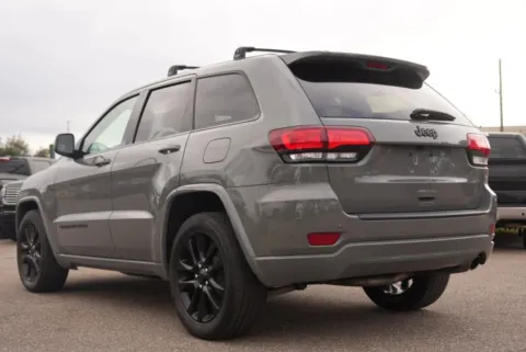 Another view of 2019 Jeep Grand Cherokee Altitude Sport Utility 4D for sale in Orlando, FL at Winter Park Auto Exchange