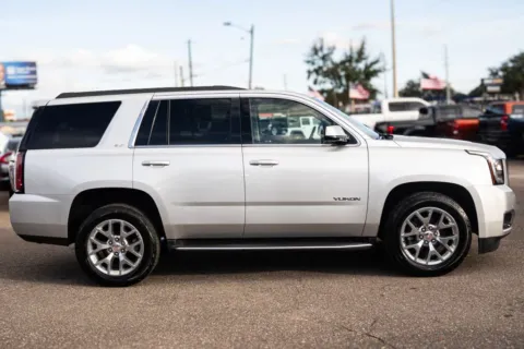 Another view of 2019 GMC Yukon SLT Sport Utility 4D for sale in Orlando, FL at Winter Park Auto Exchange