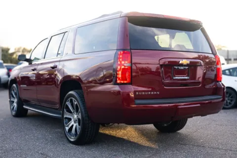 Another view of 2018 Chevrolet Suburban LT Sport Utility 4D for sale in Orlando, FL at Winter Park Auto Exchange