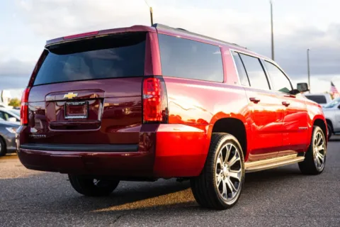 More photos of 2018 Chevrolet Suburban LT Sport Utility 4D at Winter Park Auto Exchange, FL